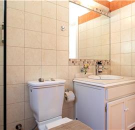 3 bedroom villa with heated pool in Kassiopi, Corfu, sleeps 6